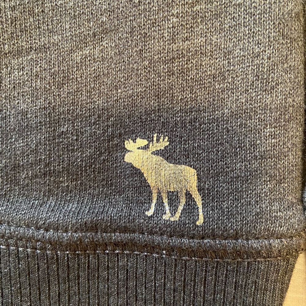 abercrombie kids Flippy Sequin Sweatshirt - Picture 2 of 6